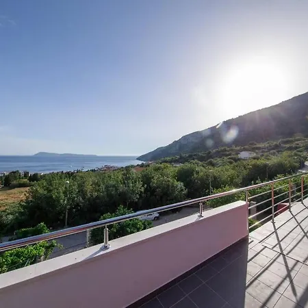 Apartment Enchanting View Zanki